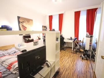 Tolle wohnung in jugendstilhaus