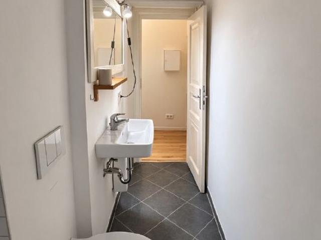 Tolle Wohnung in X Kölln ! Perfekt für WGs