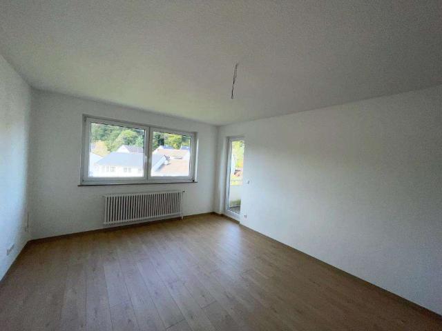 Tolle Aussicht dank Aufzug! Attraktive 2 Zimmer Wohnung in Menden