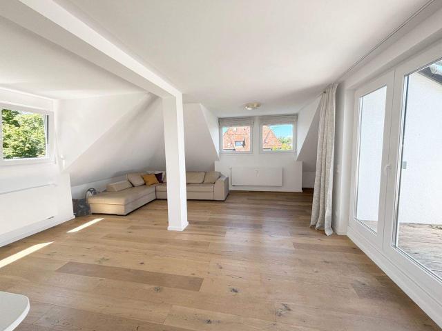 Tolle Dachgeschoss Maisonette Wohnung in Aussichtslage