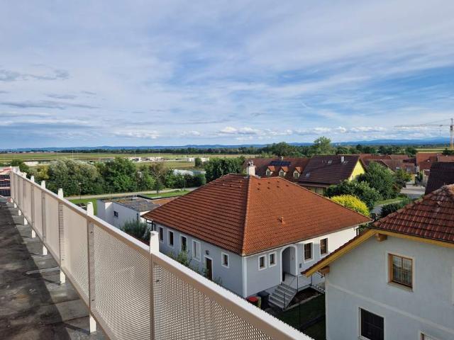 TOLLE EIGENTUMSWOHNUNG MIT BALKON UND HERRLICHEM AUSBLICK PROVISIONSFREI