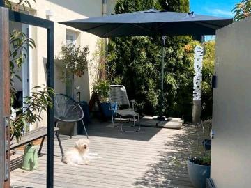 Tolle Eigentumswohnung mit der Privatsphäre eines kleinen Hauses