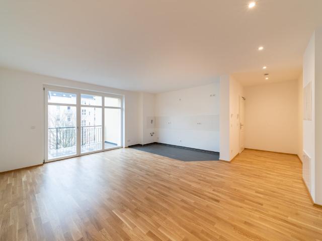 Tolle Familienwohnung mit eigenen Gartenanteil WE03