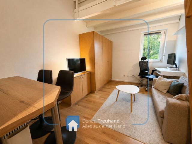Tolle Galerie Wohnung direkt an der Uni – smart wohnen, entspannt studieren