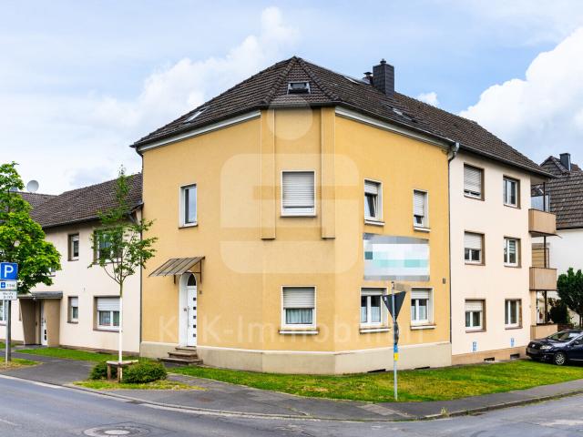 Tolle Gelegenheit 9 Parteienhaus in zentraler Lage
