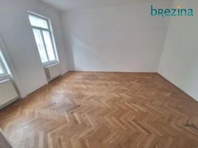 Tolle, klassisch Altbauwohnung und noch dazu unbefristet an der Mariahilferstrasse Schmalzhofgasse