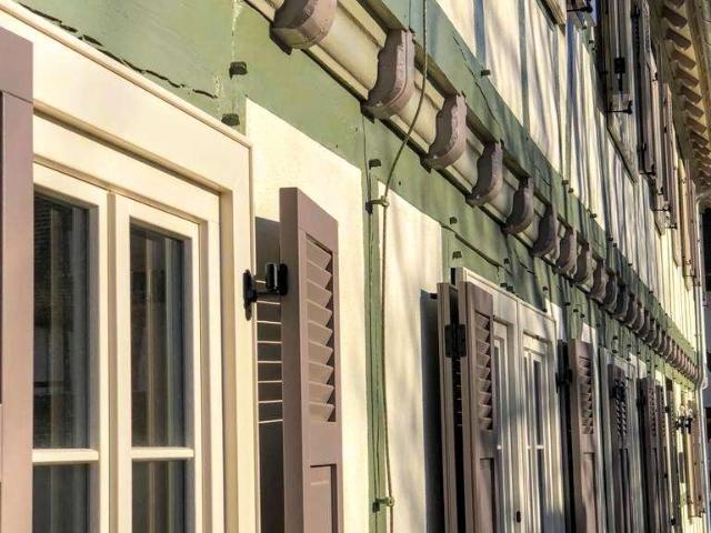 Tolle Mansardenwohnung 2 ZKB in ruhiger Lage