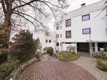 Tolle Raumaufteilung ! 3,5 Zimmer Wohnung mit Loggia und Garage in LE Musberg
