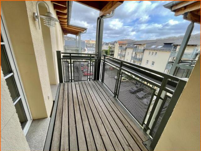Toller Ausblick – Große, helle & ruhige 1 Raum Whg. m. Balkon & Aufzug