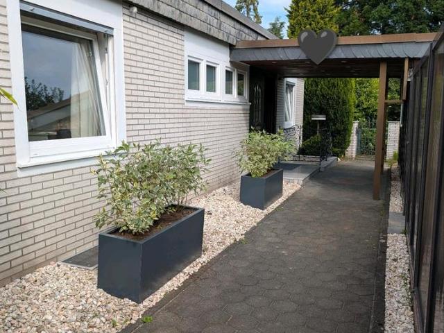 Toller Bungalow: Privatsphäre, flexible Nutzung und ruhig gelegen