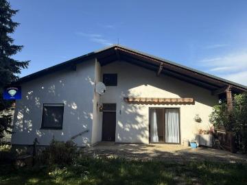 Toller geräumiger Bungalow mit traumhaften Grundstück 31197