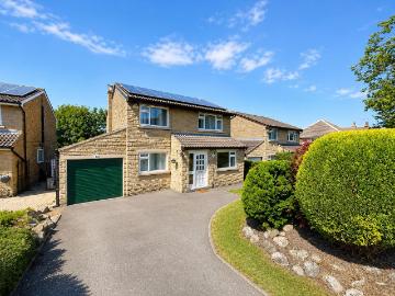 Toller Grove, Bradford BD9, 5 bed detached house to rent, £1,500 pcm | PrimeLocation