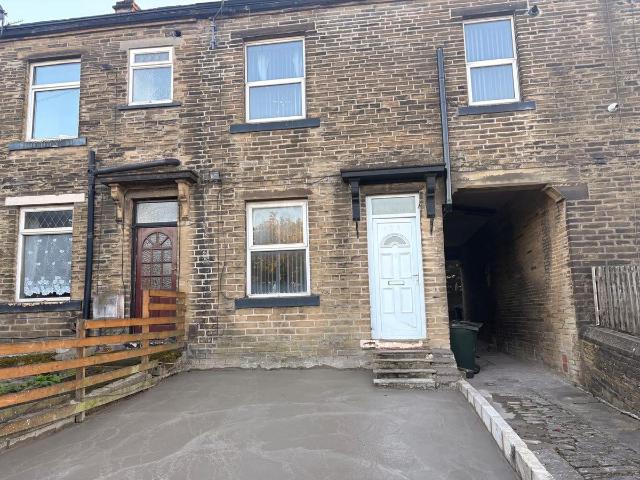 Toller Lane, Bradford, West Yorkshire BD9, 2 bed terraced house to rent, £800 pcm | PrimeLocation