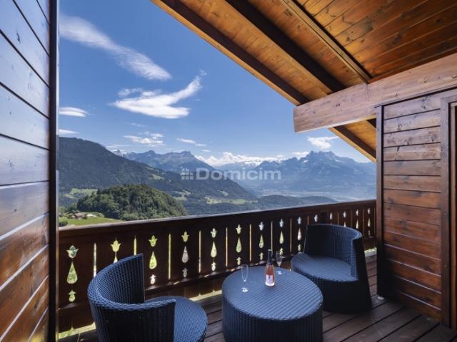 Tolles 4,5 Zimmer Duplex Apartment