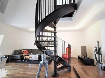 Tolles Penthouse mit Terrasse/Naschmarkt + ganz in der Nähe eines wunderschönen Gartens!