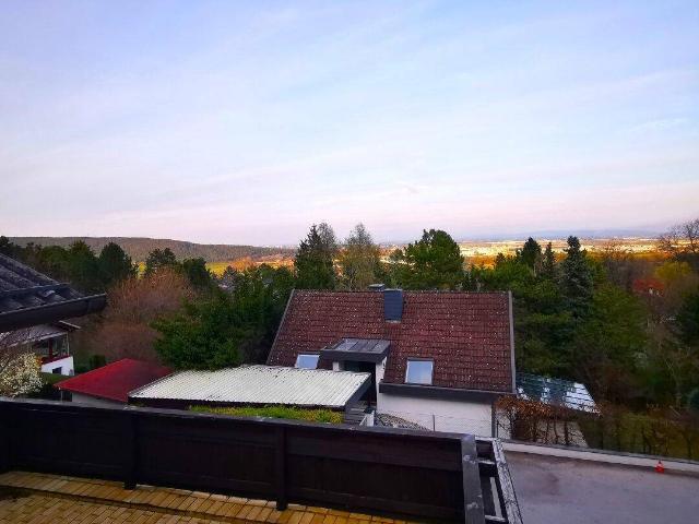 Tolles Zweifamilienhaus in absoluter Ruhelage mit wunderbarem Weitblick