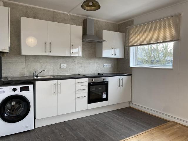 Tollington Park, Finsbury Park N4 1 bed flat to rent £1,690 pcm £390 pw