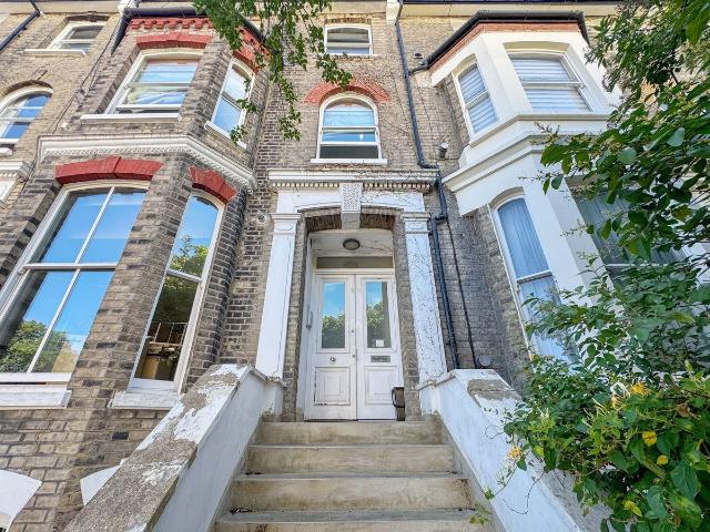 Tollington Park, London N4, 1 bed flat to rent, £1,900 pcm | PrimeLocation