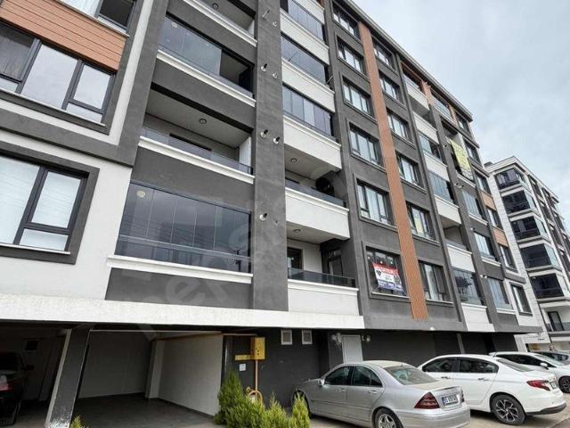 TOPTEPEDE DENİZ DOĞA MANZ. VESTİYERLİ GENİŞ 1+1 DAİRE