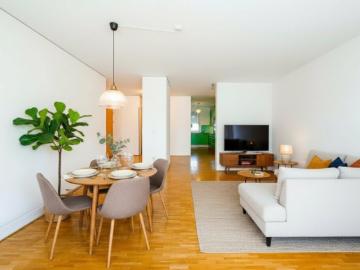 Top 3 Zimmer Wohnung in Innsbruck mit Balkon & Tiefgarage – ideal für Familien und WGs