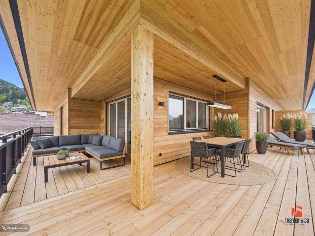 Top 12 – LindePenthouse – Freiheit und Weitblick – 4 Zimmer Wohnen mit beeindruckender Dachterrasse