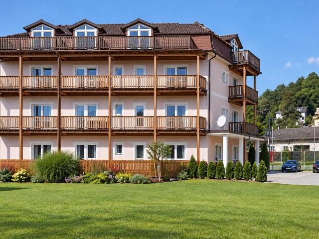 TOP 1 – Schöne Gartenwohnung mit Blick ins Grüne