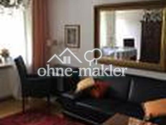 Top 2 Zimmer Wohnung mit Balkon Nichtraucher für eine Person