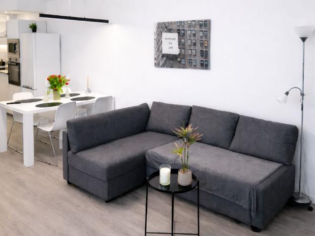 Top 2 rooms Apartment, Hannover List/parking, Hannover Amsterdam Apartments for Rent