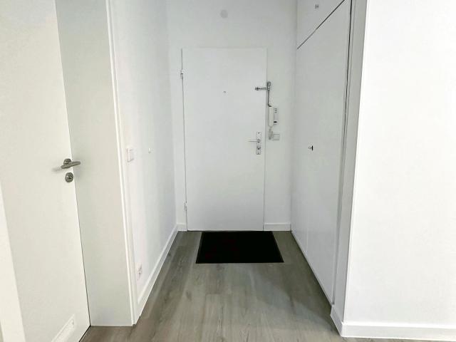 Top 2 rooms Apartment, Hannover List/parking, Hannover Amsterdam Apartments for Rent