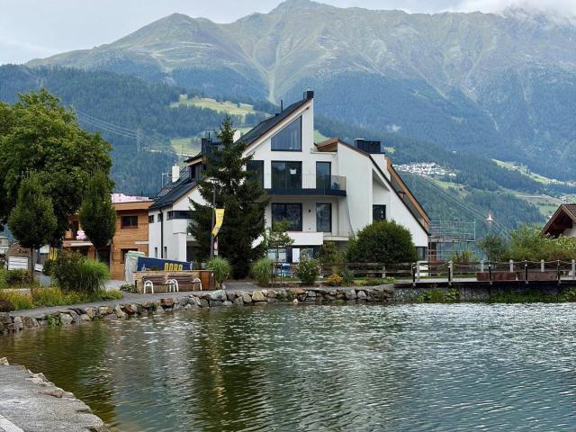 TOP 62 · 2 Zimmer Erstbezug, 47 m² mit 5 m Raumhöhe & Süd West Balkon – Ladis
