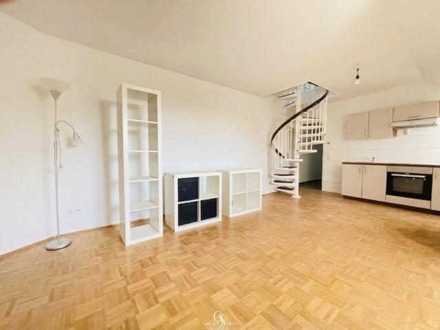 Top 8 Neu Ruhig & zentral: Maisonette mit Charme, Einbauküche & Parkplatz