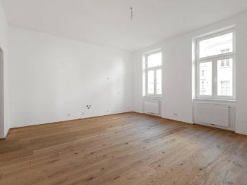 Schnäppchen! 3 Zimmer Altbau Erstbezug! Toplage!