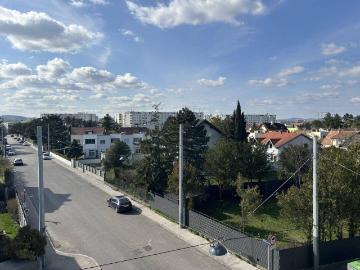 Top Anbindung 5 Minuten zur U6 Perfekta Strasse, Ruhelage PUR Sonnenbalkon
