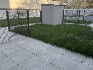Top Anbindung 5 Minuten zur U6 Perfekta Strasse, Ruhelage PUR Sonnenterrasseund kleiner Graten