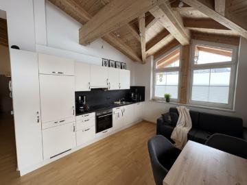 Dachgeschosswohnung zum Verkauf in 6391
