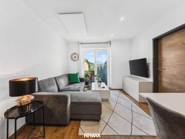 TOP Angebot Sofort bezugsbereit: Charmante 3 Zimmerwohnung mit Balkon und Hornblick