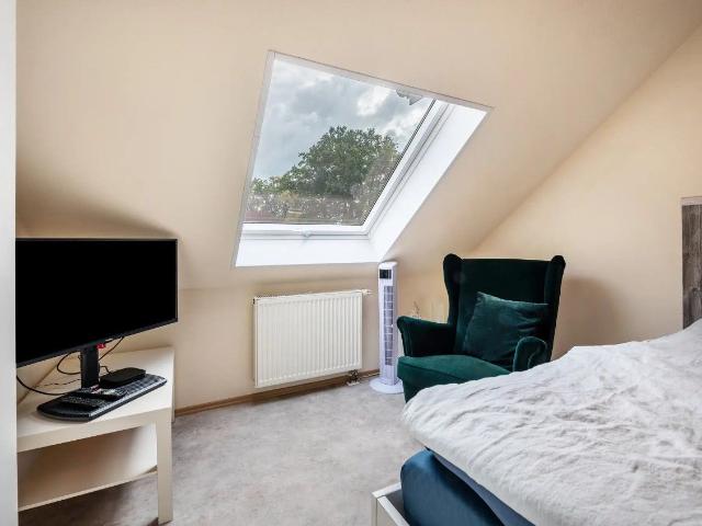 Top apartment near Hanover – quiet, modern & ideal for 1–2 people, Garbsen Amsterdam Apartments for Rent