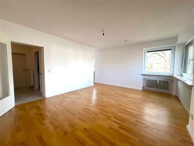 TOP Apartment, super gepflegt mit EBK