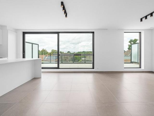 Top appartement met ruim terras 2 slaapkamers + parking
