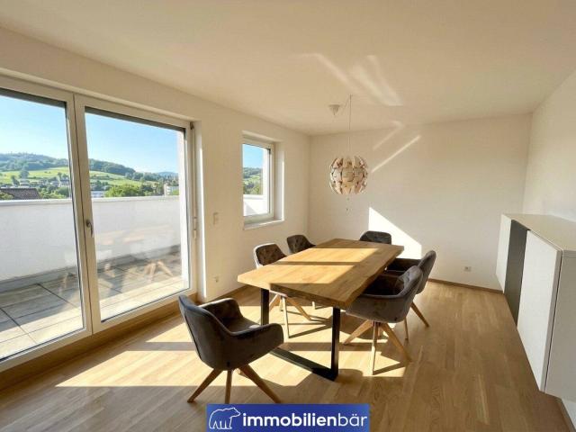 Top aufgeteilte 3 Zimmerwohnung in Schlüsslberg mit großer Terrasse