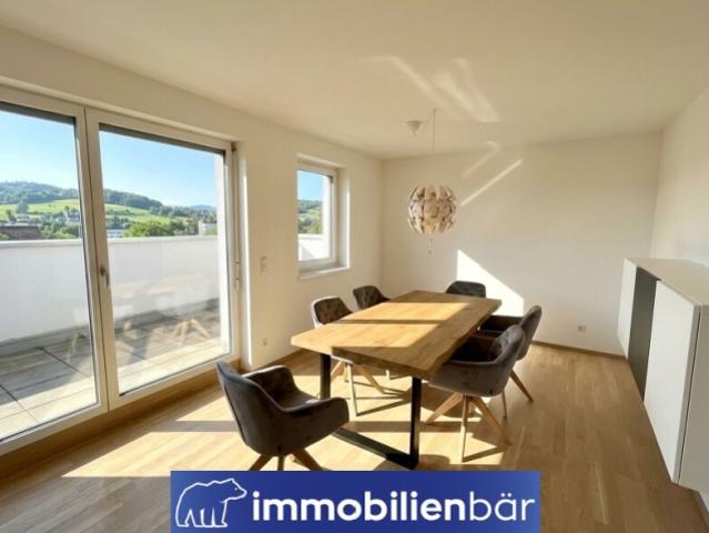 Top aufgeteilte 3 Zimmerwohnung in Schlüsslberg mit großer Terrasse