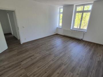 Top aufgeteilte Wohnung in ruhiger, ländlicher Lage!