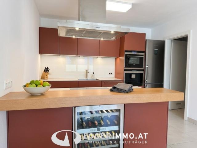Top ausgestattete 3 Zi Wohnung mit Seeblick in Zell am See zu vermieten | große Terrasse | Carport