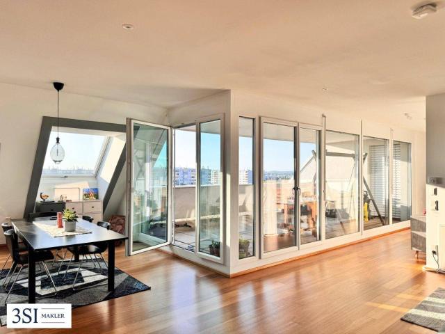 Top ausgestattete und großzügig geschnittene 4 Zimmer Terrassenwohnung in Top Lage des 22. Bezirks