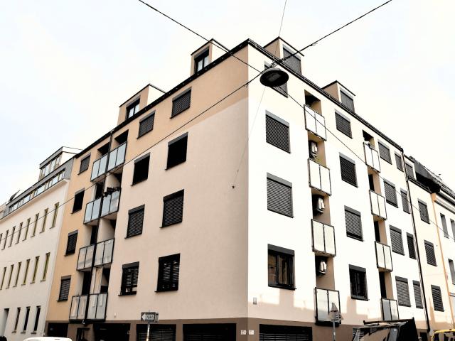 Top ausgestattete Anlegerwohnung – Neubau, Parkett, U Bahn Nähe