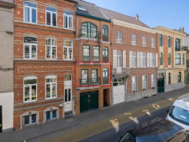 Top gelegen app. in de Dirk Martensstraat – centraal gele.