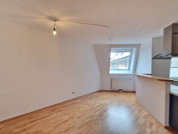 Top gelegene 3 Zimmerwohnung mit Terrasse!