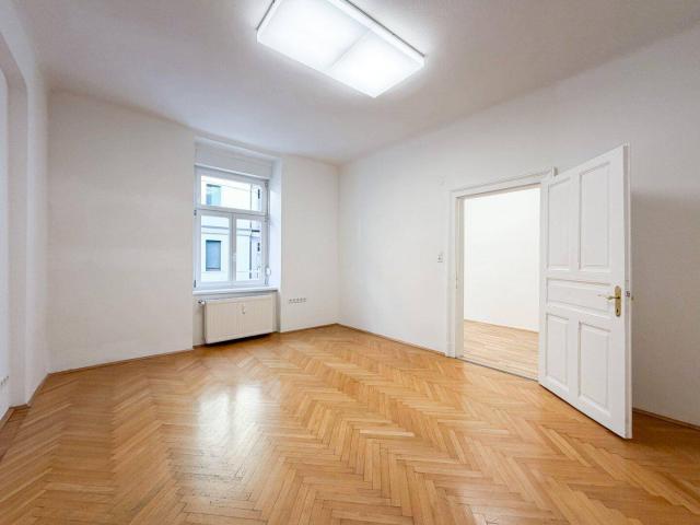 TOP GELEGENHEIT + 3,5 Zimmer Altbauwohnung in ruhiger Lage nahe der Mur