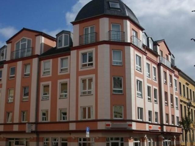 TOP GEPFLEGTE 2 Zi Wohnung mit großem BALKON und Aufzug