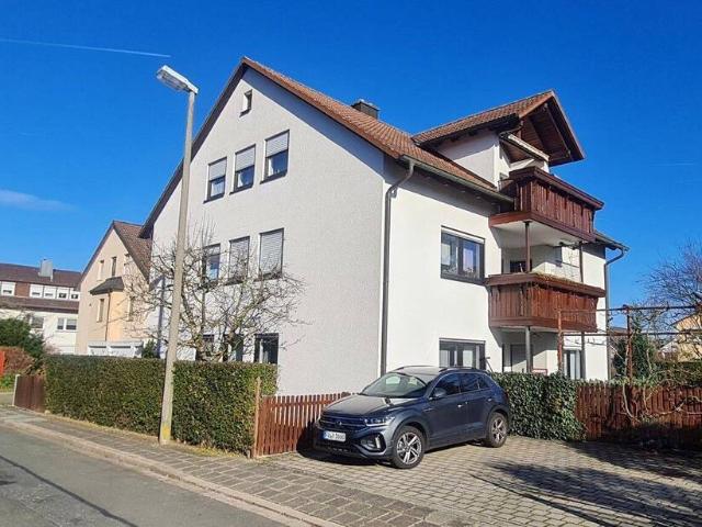 TOP gepflegte 4 Zimmer EG Wohnung mit Terrasse in guter Lage von 90547 Stein Deutenbach